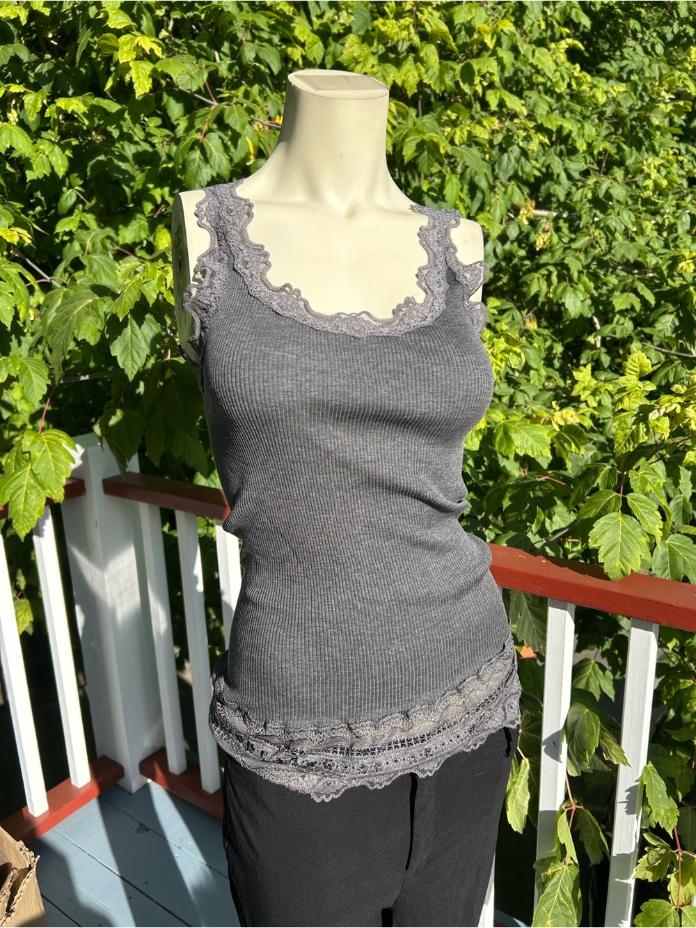 Gray Ribbed Lace-Trim Tank Top